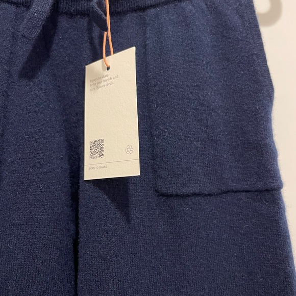 Quince Cashmere Navy Sweatpants Size 10 Kids - Picture 4 of 8